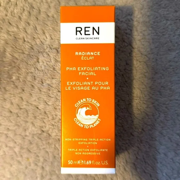 REN CLEAN SKINCARE - Picture 1 of 3